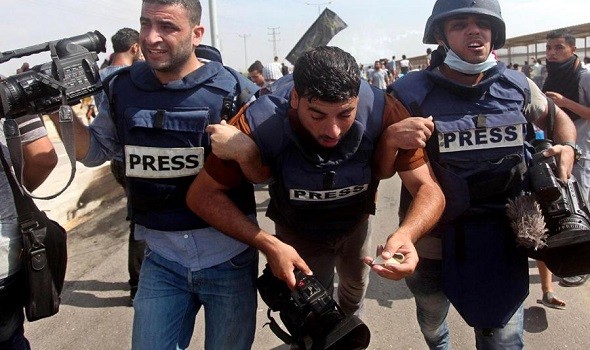 مركز حماية وحرية الصحفيين يدعو لتحرك دولي عاجل لوقف استهداف الصحفيين الفلسطينيين