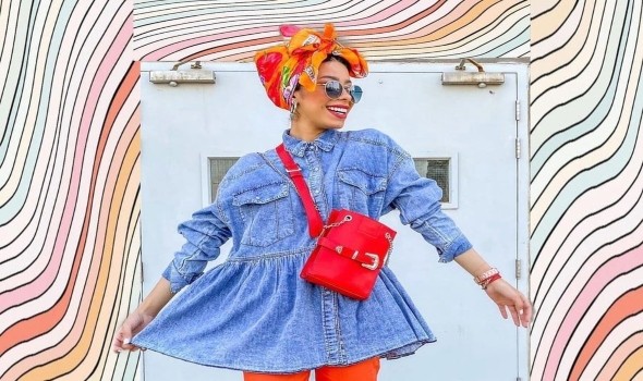 المغرب اليوم - أفكار لتنسيق الجينز من وحي مدونات الموضة للمحجبات