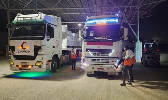 المغرب اليوم - مصر تُؤكد معبر رفح مفتوح ومئات الشاحنات تتكدس بسبب الإجراءات الإسرائيلية