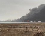 المغرب اليوم - غارات مكثفة تستهدف ميناء الحديدة في اليمن