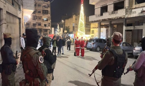المغرب اليوم - مقتل 37 شخصاً في اشتباكات بين مقاتلين دروز وبدو في السويداء وإصابة نحو 50 جريحاً من الطرفين