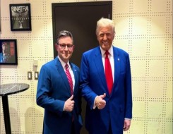 المغرب اليوم - رئيس مجلس النواب الأميركي يعلق على صلة ترامب بقضية إبستين