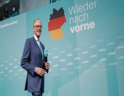 المغرب اليوم - المستشار الألماني يؤكد أن أي خطة سلام لأوكرانيا تحتاج موافقة أوروبية