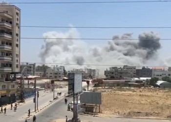 المغرب اليوم - قتلى برصاص إسرائيلي قرب مركز مساعدات وسط غزة