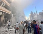 المغرب اليوم - شهداء وجرحى في قصف إسرائيلي على شقة سكنية شمال مدينة غزة