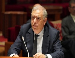 المغرب اليوم - وزير الداخلية المغربي يترأس حفل تنصيب خالد آيت الطالب والياً على جهة فاس-مكناس