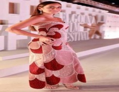 المغرب اليوم - إطلالات نجمات الوطن العربي تدعم التوعية بسرطان الثدي