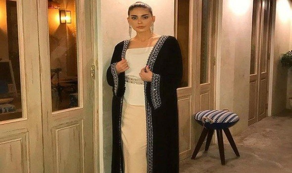 المغرب اليوم - فخامة وأناقة عبايات السهرات بتصاميم عصرية ساحرة