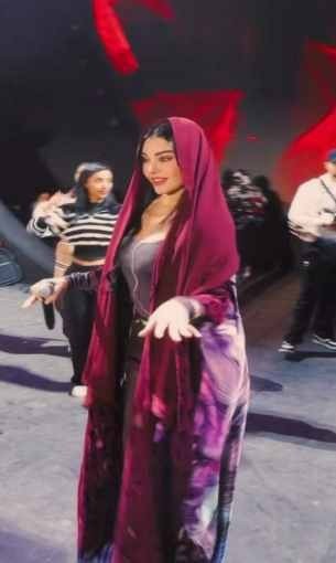 المغرب اليوم - هيفاء وهبي تتألق بإطلالات العباية التراثية والستايلات الشرقية الفاخرة