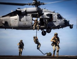 المغرب اليوم - الولايات المتحدة تعزّز وجودها العسكري قرب إيران وترجيحات بحملة جوية لعدة أيام دون اجتياح بري