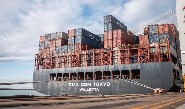 المغرب يحقق في واردات الألواح الخشبية الصينية والإندونيسية