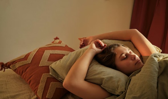 المغرب اليوم - دراسة تكشف عدد ساعات النوم المثالية لتقليل خطر الإصابة بالسكري