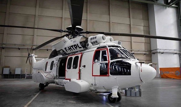 المغرب اليوم - تعزيز أسطول الدرك الملكي بوصول مروحية “سوبر بوما” جديدة إلى طنجة