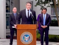 المغرب اليوم - استقالة مدير المركز الوطني الأميركي لمكافحة الإرهاب احتجاجاً على الحرب مع إيران