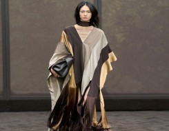 المغرب اليوم - موديلات عبايات شبابية خفيفة لربيع 2026 تجمع بين الأناقة والراحة