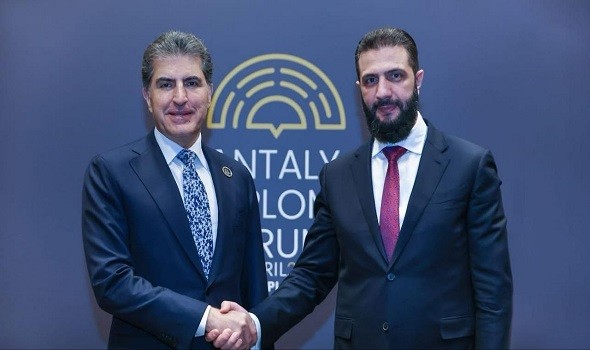 المغرب اليوم - اجتماع رفيع بين الشرع ونيجيرفان بارزاني لبحث تعزيز التعاون والتنسيق الإقليمي