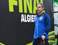المغرب اليوم - تفاصيل جلسة معتمد جمال مع لاعبي الزمالك قبل مواجهة سيراميكا كليوباترا