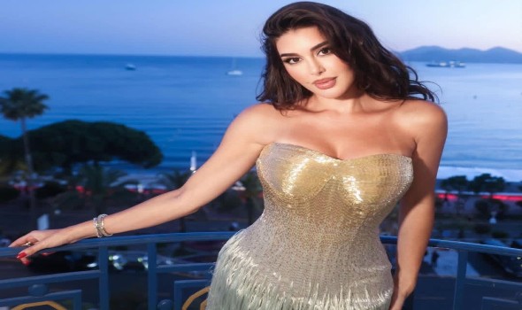 المغرب اليوم - النجمات يخطفن الأنظار في احتفالية المرأة في السينما بمهرجان كان بإطلالات تجمع بين الفخامة والرومانسية
