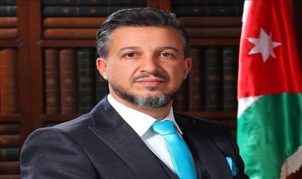 المغرب اليوم - الدكتور الطراونة يؤكد أن الغبار و أزهار اشجار الزينة يرفعان معدلات الحساسية التنفسية