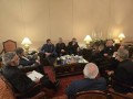 المغرب اليوم - انطلاق المفاوضات الأميركية الإيرانية في سويسرا وفرق فنية لبحث بنود الاتفاق النهائي وسط تمسك طهران بإغلاق مضيق هرمز