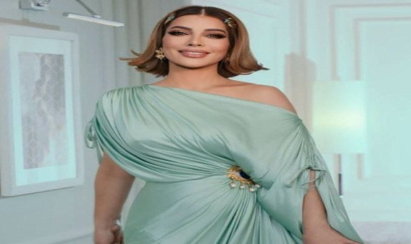 المغرب اليوم - صيحات ملهمة من إطلالات نجمات الغناء تجمع بين الفخامة والابتكار