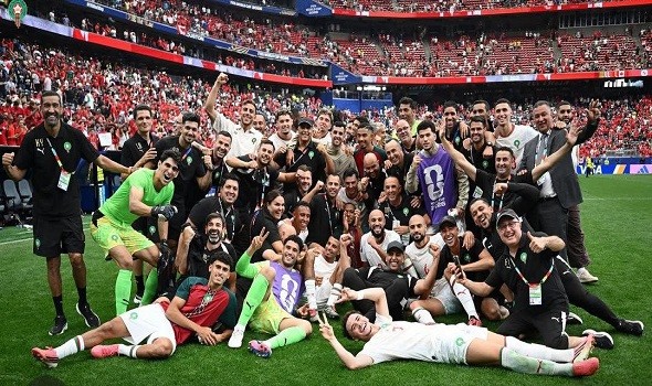 المغرب اليوم - مدرب كندا يثير الجدل عقب الثلاثية المغربية ويؤكد أن فريقه كان الطرف الأفضل