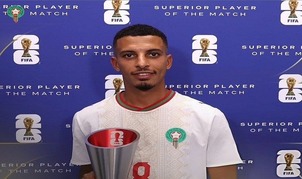المغرب اليوم - أوناحي يدخل التاريخ ويهدي الكرة العربية الهدف رقم 100 في مسيرتها المونديالية