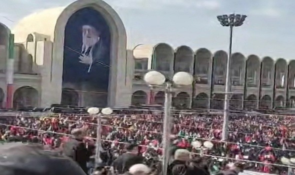 المغرب اليوم - وفدان من «حزب الله» و«حماس» حضرا مراسم تشييع خامنئي