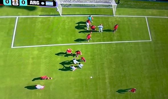 المغرب اليوم - شجار بين الصحفيين في نهائي كأس العالم أمام أعين FBI
