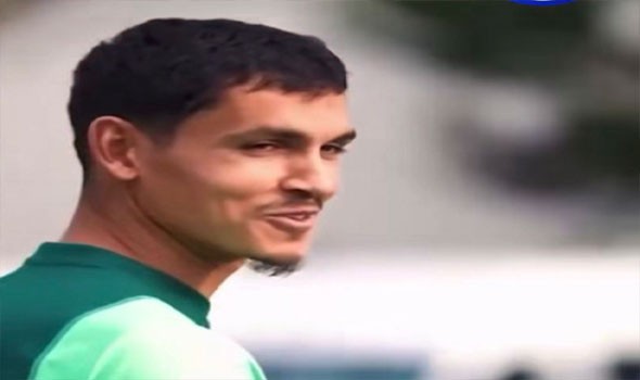 المغرب اليوم - بعد 123 مباراة ماندي يعلن اعتزاله اللعب الدولي مع الجزائر
