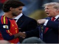 المغرب اليوم - ترامب يعلق على قبعة توريس بشعار اجعل أميركا عظيمة من جديد