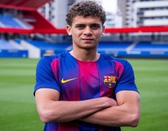 المغرب اليوم - برشلونة يحتفي بأول ظهور رسمي للمصري حمزة عبد الكريم مع الفريق