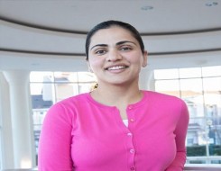 المغرب اليوم - عائشة وهاب أول أمريكية من أصل أفغاني تنتخب عضوة كونغرس وتنتصر على منافستها رغم الأموال التي صرفت