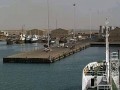 المغرب اليوم - أهمية ميناء المخا التاريخية والاستراتيجية وتفاصيل الاستهداف الأخير وتأثيره على خطط التطوير