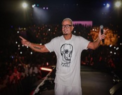 المغرب اليوم - عمرو دياب يوجه رسالة امتنان لجمهوره بعد دخوله موسوعة جينيس للأرقام القياسية