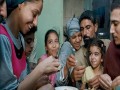 المغرب اليوم - عرض عالمي أول ناجح لفيلم البرّانية بمهرجان فينيسيا السينمائي الدولي