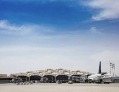 المغرب اليوم - السعودية تعلن مقتل ١٢  في الهجوم على مطار الرياض و تخالف مكة يؤكد إلتزامه الدفاع  عن أراضيها