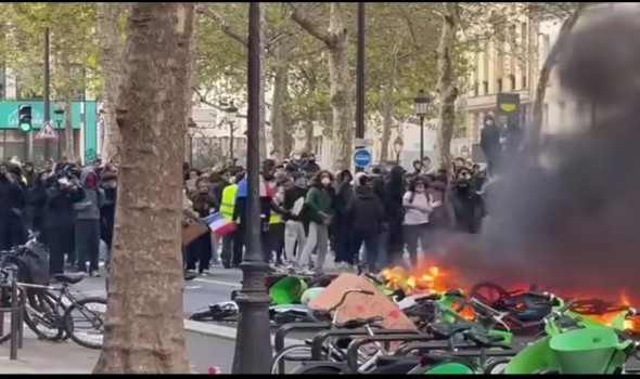 المغرب اليوم - رئيس الوزراء الفرنسي يلوح بإعلان حالة الطوارئ وسط تصاعد أعمال الشغب والنهب في المدن الفرنسية وتصاعد الأزمة أمام ماكرون
